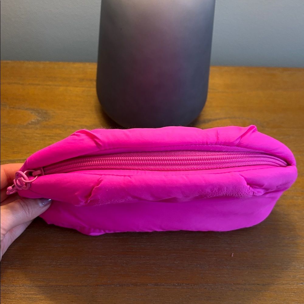 Aerie Puff Love Pouch in Hot Pink - Picture 9 of 13
